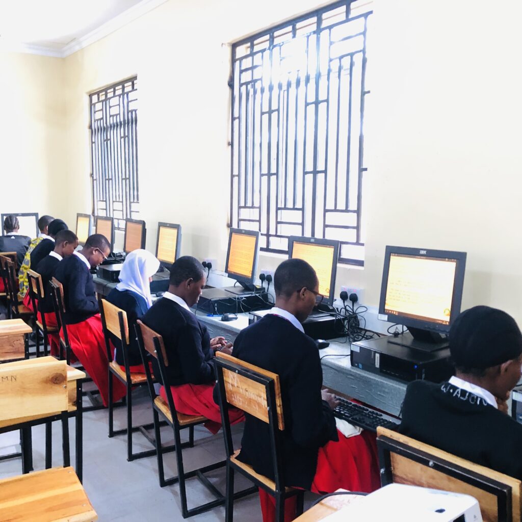 TZ Computer lab3